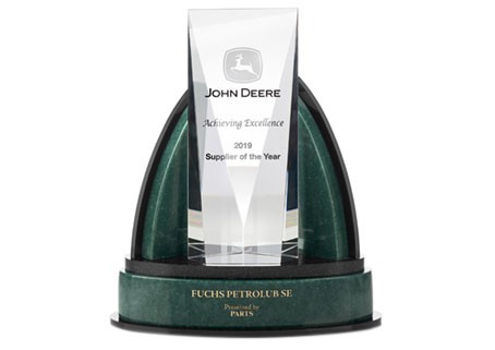 Johne_Deere_Award1
